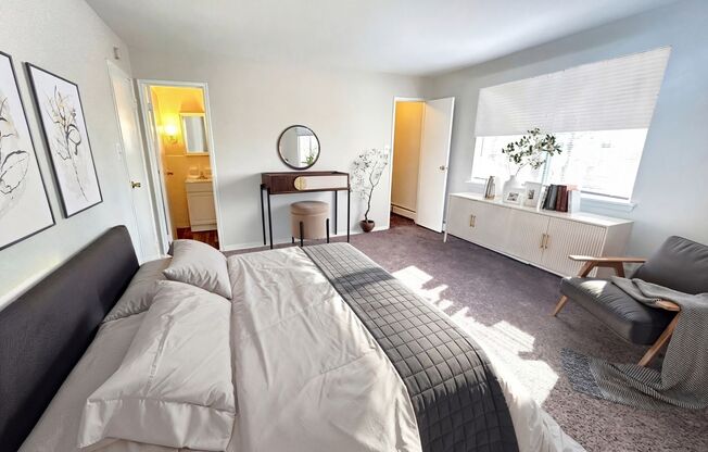 2 beds, 2 baths, 1,000 sqft, $1,729, Unit H025