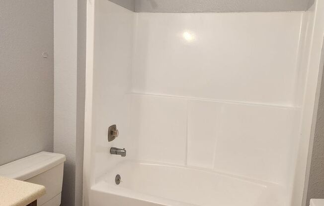 1 bed, 1 bath, 643 sqft, $1,500, Unit 213