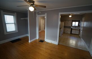 1 bed, 1 bath, $1,000, Unit 542D #1