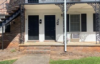 Colonial Apartments - 370 Peabody St