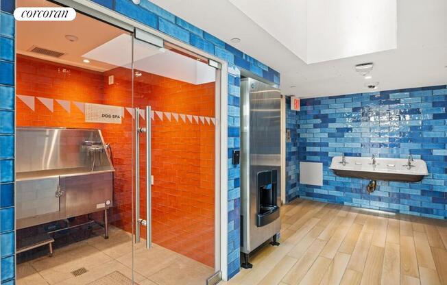 2 beds, 2 baths, $5,250, Unit PH1E