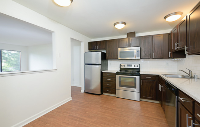 1 bed, 1 bath, 648 sqft, $1,675, Unit 1-205