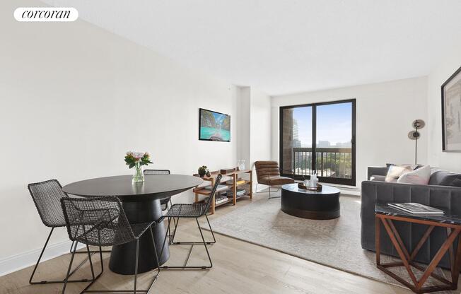3 beds, 1 bath, 865 sqft, $3,255, Unit 12C