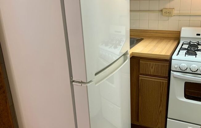 Studio, 1 bath, 300 sqft, $1,335, Unit 530-214