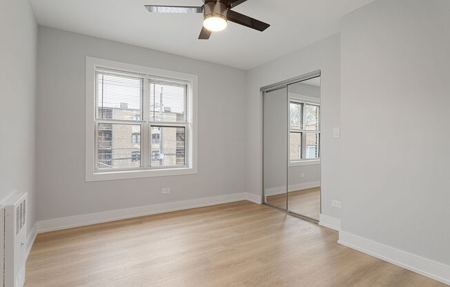 3 beds, 1.5 baths, 881 sqft, $2,750, Unit 7070-3S