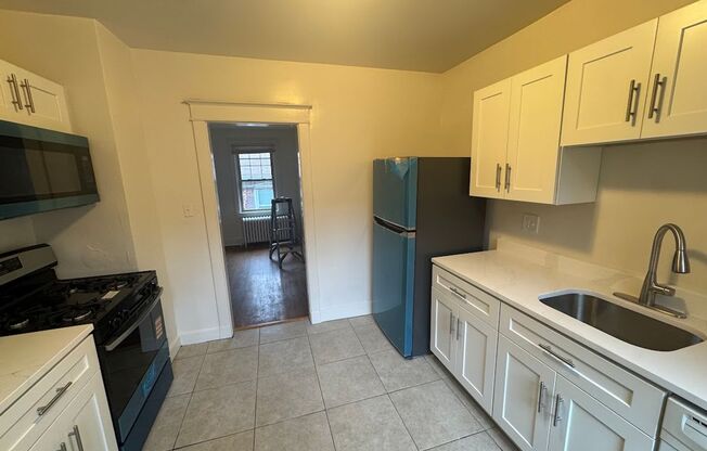 Wonderful Duplex in the Heart of Squirrel Hill!