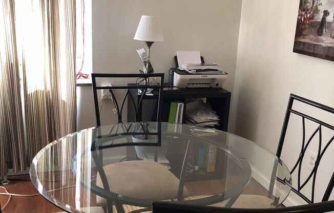 5604 Fifth Avenue-Claridge