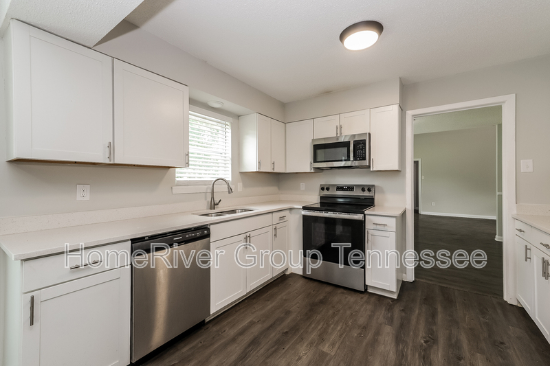 2413 RIDGEWAY RD