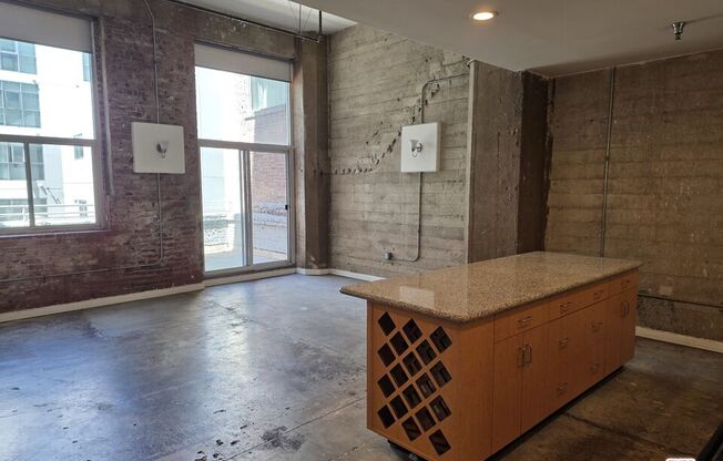 1 bed, 1.5 baths, 1,060 sqft, $2,850, Unit 313