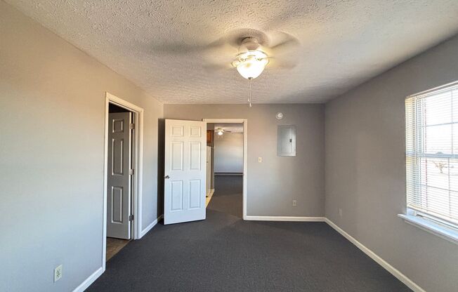 1 bed, 1 bath, 560 sqft, $725, Unit J66