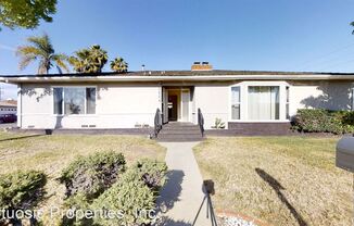 5604 Dorothy Way