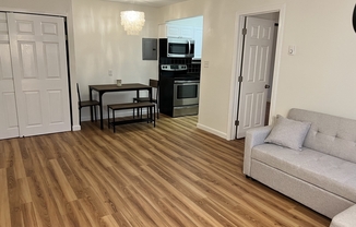 1 bed, 1 bath, 462 sqft, $2,350, Unit 2