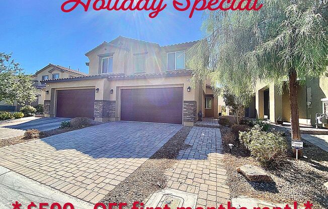 ***HOLIDAY SPECIAL*  $500 OFF FIRST MONTHS RENT *** STUNNING 3 BEDROOM 3 FULL BATHROOM TOWNHOUSE IN GATED HOA COMMUNITY!