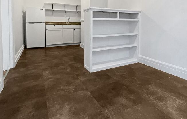 1 bed, 1 bath, 535 sqft, $995, Unit 301