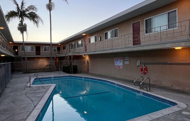 1 bed, 1 bath, 750 sqft, $1,775, Unit 12