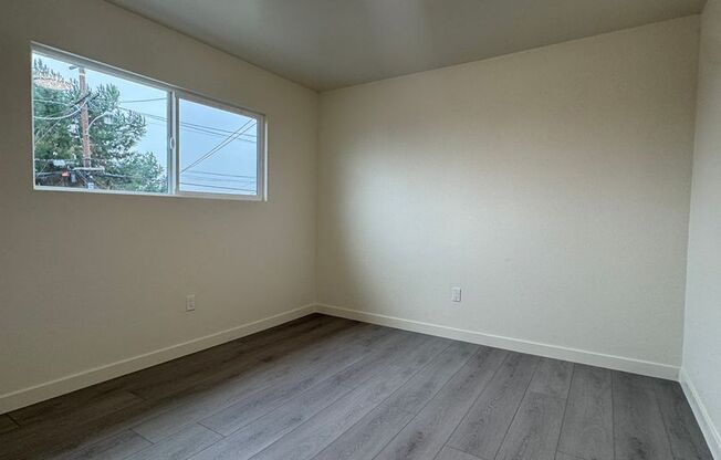 3540 & 3540 1/2 6th St