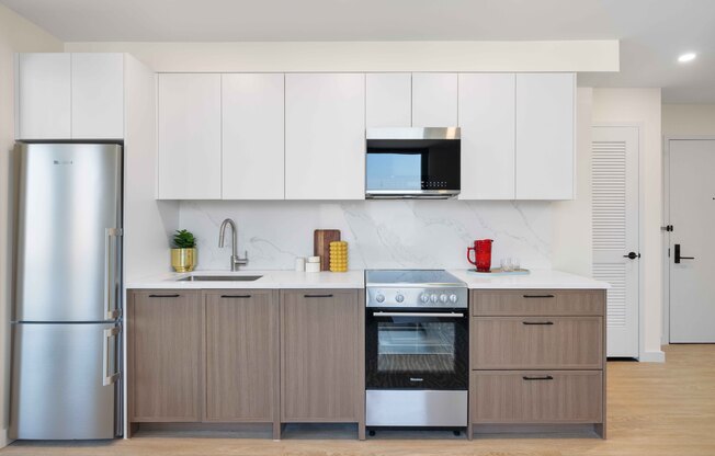 1 bed, 1 bath, $3,790, Unit 8H