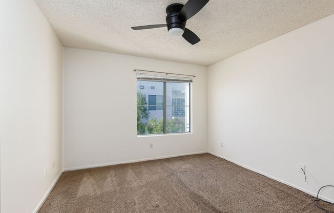 1 bed, 1 bath, $1,050, Unit Bldg 8