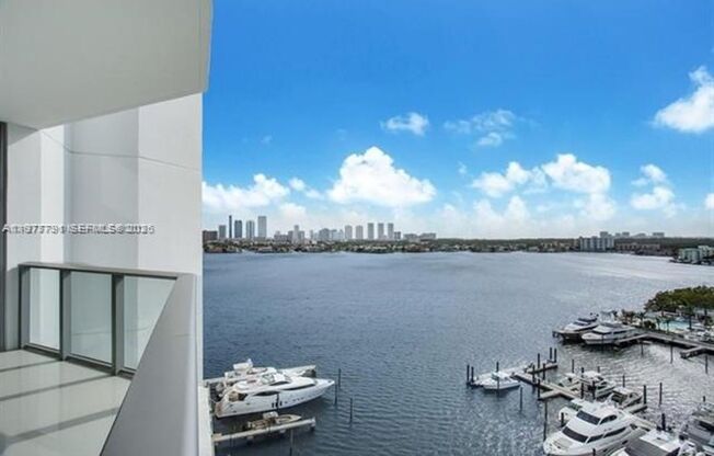 2 beds, 2 baths, 1,670 sqft, $5,500, Unit 17301 Biscayne Blvd unit 1103