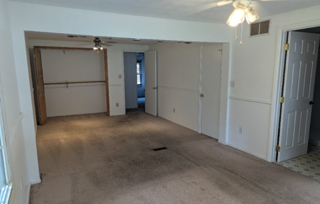 1513 WAMPANOAG DR