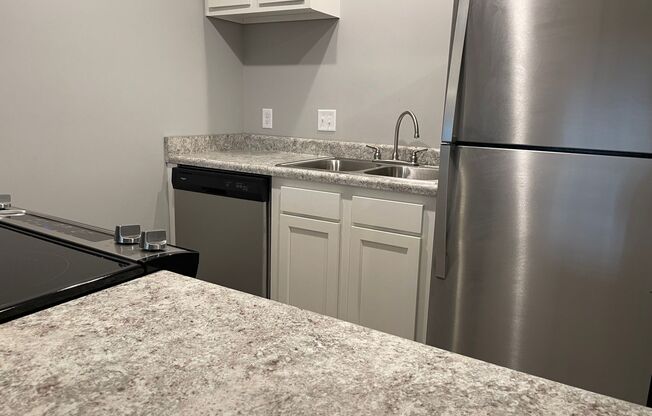 1 bed, 1 bath, 627 sqft, $899, Unit 1503-03