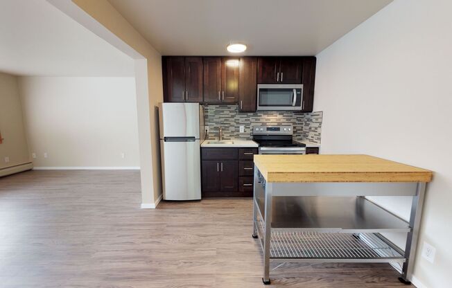 1 bed, 1 bath, 579 sqft, $1,595, Unit 4