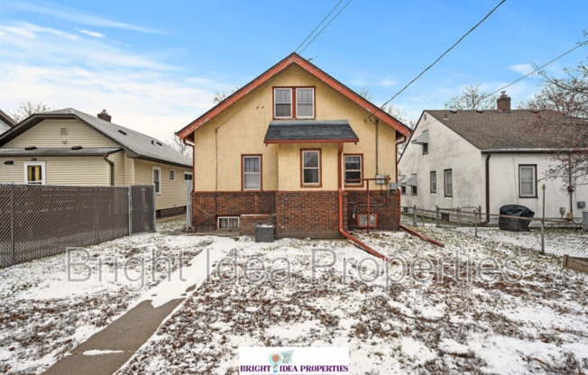 969 Lawson Ave E - Unit #1