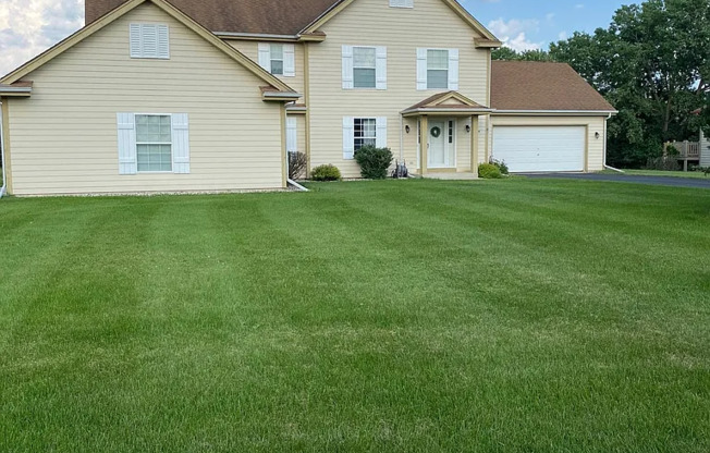2044 DEER HVN CT