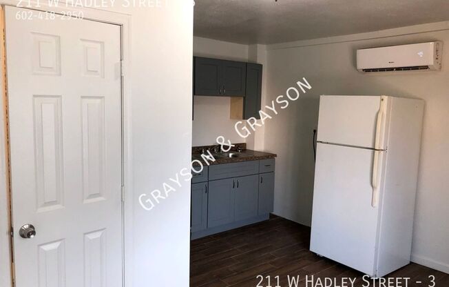 211 West Hadley Street