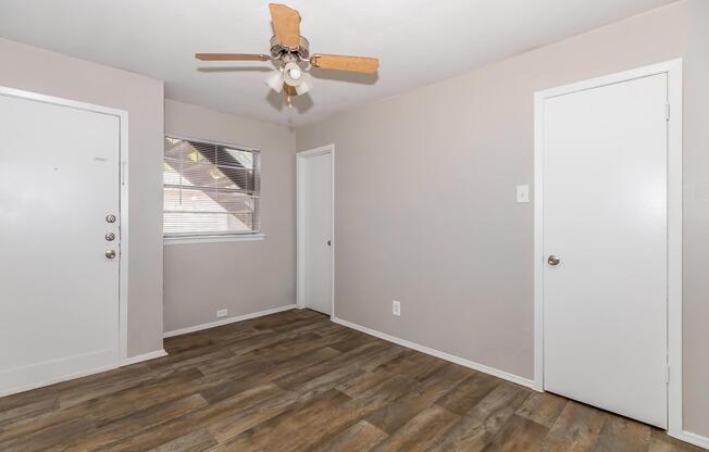 2 beds, 2 baths, 640 sqft, $1,025
