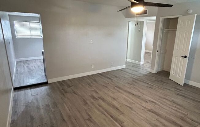 2 beds, 1 bath, 810 sqft, $1,195, Unit 17