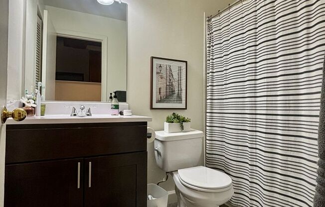 2 beds, 2 baths, 900 sqft, $2,199, Unit 330