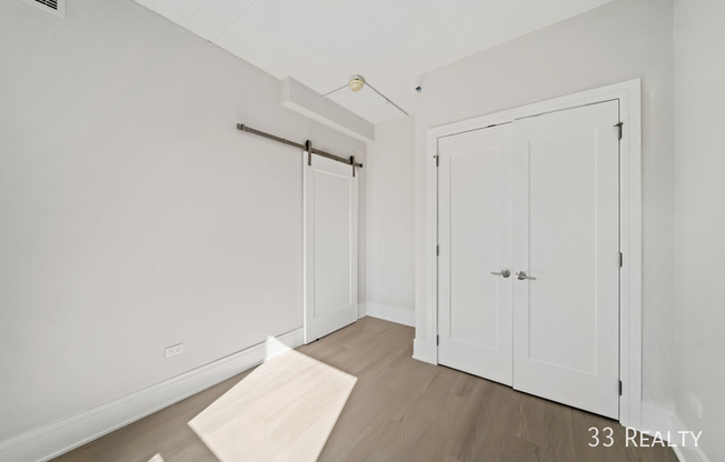 2845 W BELDEN AVE