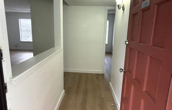 2 beds, 2 baths, 960 sqft, $1,504, Unit LAW15-209