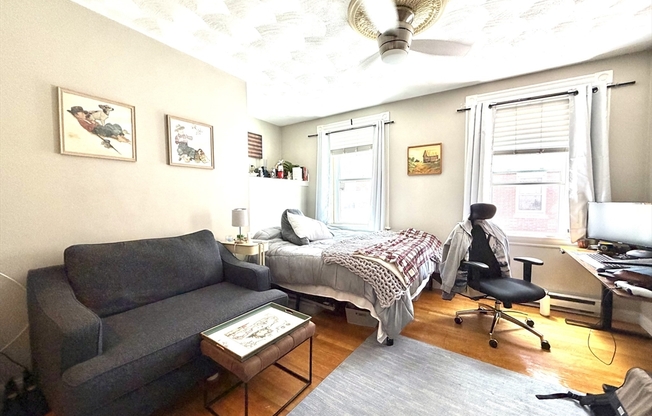 7 BALDWIN PL