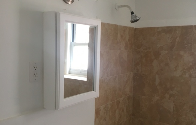 1 bed, 1 bath, 800 sqft, $1,525, Unit 391 11-A