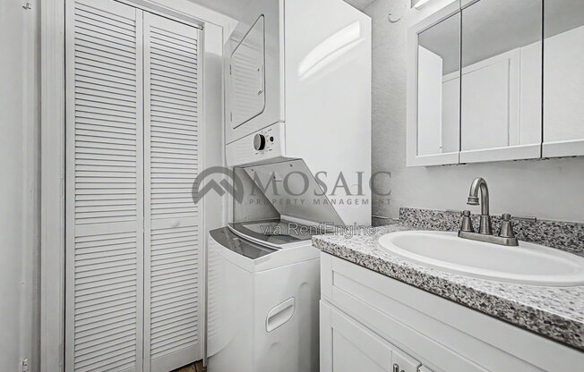 1 bed, 1 bath, $699, Unit 107