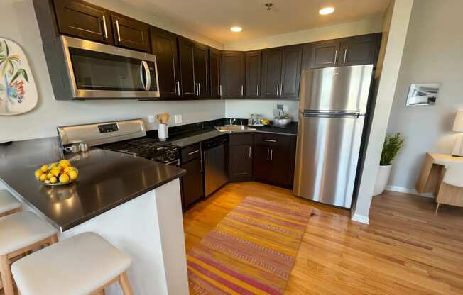 Uptown Regency Kitchen