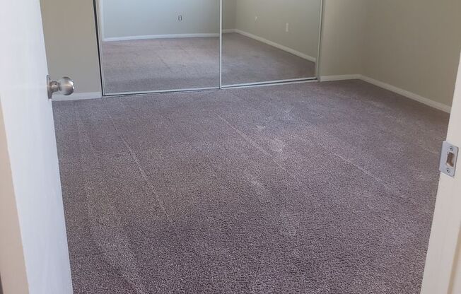 1 bed, 1 bath, 650 sqft, $1,995, Unit 77
