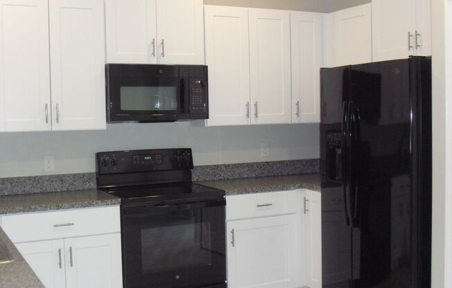 3 beds, 2 baths, $1,895