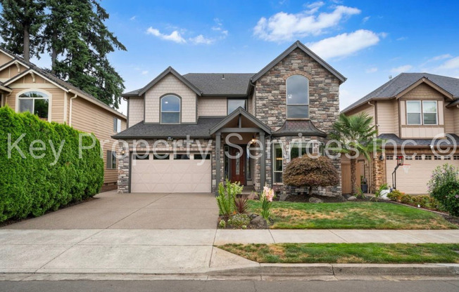 Gorgeous 4-Bedroom Orchards Home