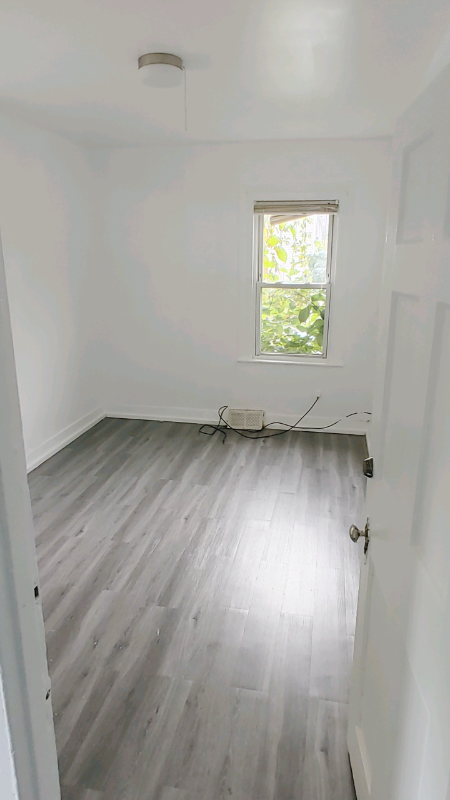 118 H BABCOCK ST