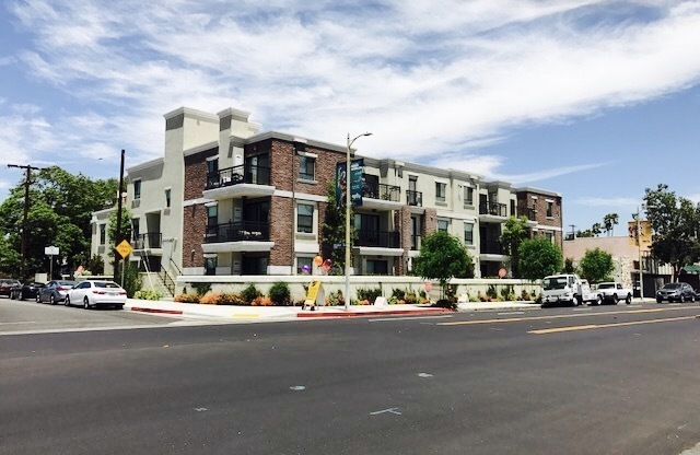 10455 Magnolia Blvd.,