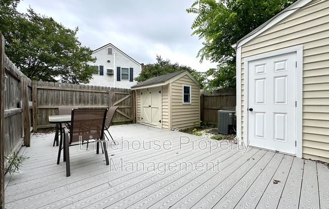 813 ML LNDG RD