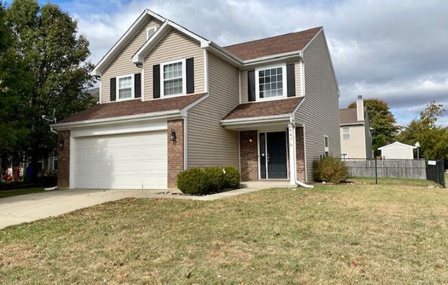 Wonderful 4 Bedroom 2.5 Bathroom Two Story Home in Plainfield!