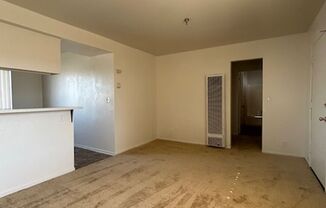 2 beds, 1 bath, $1,925, Unit 06