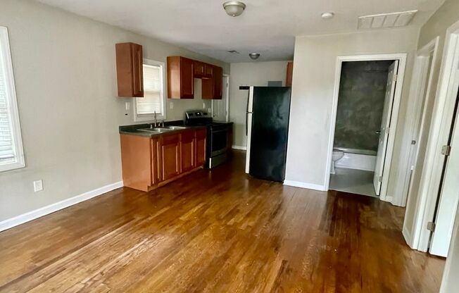 This cozy 2 bed 1 bath cottage style brick home is located in the lovely and rejuvenating part of the Belmont area of North Charlotte