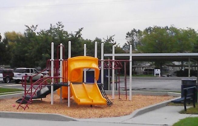 2 beds, 1.5 baths, 1,100 sqft, $1,299, Unit 4064 12