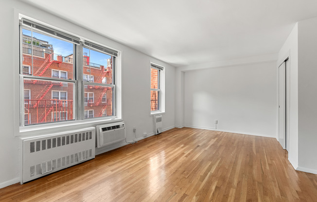 1 bed, 1 bath, $3,950, Unit 5SN