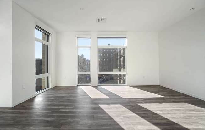 1 bed, 1 bath, 732 sqft, $3,975, Unit 206